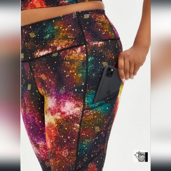 Torrid Performance Core Crop Active Legging With Side Pockets Size 0/L/12 - Picture 4 of 15